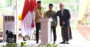 Bupati Sidoarjo Subandi Dampingi Menko PM Muhaimin Iskandar Resmikan Groundbreaking Pembangunan Ulang Ponpes Al Khoziny dengan APBN Rp.125,3 miliar