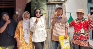 Wabup Sidoarjo Mimik Idayana Tinjau Kerusakan Rumah Warga Kedungsugo Akibat Angin Kencang dan Pastikan Warga Terdampak Segera Dapat Bantuan Renovasi