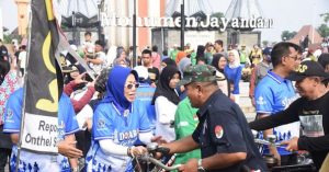 Ribuan Warga Sidoarjo Padati Car Free Day Jalan A. Yani