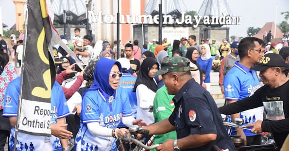 Ribuan Warga Sidoarjo Padati Car Free Day Jalan A. Yani